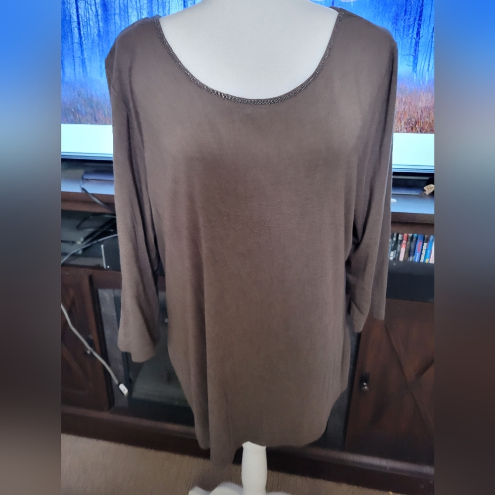 Tribal size XL‎ Grayish Brown long sleeve Tee